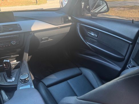 Used 2015 BMW 320i Sedan image 6