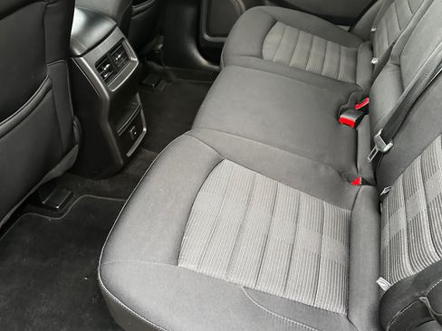 Used 2018 Ford Edge SEL image 14