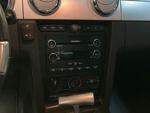 Used 2009 Ford Mustang GT Premium RWD image 10