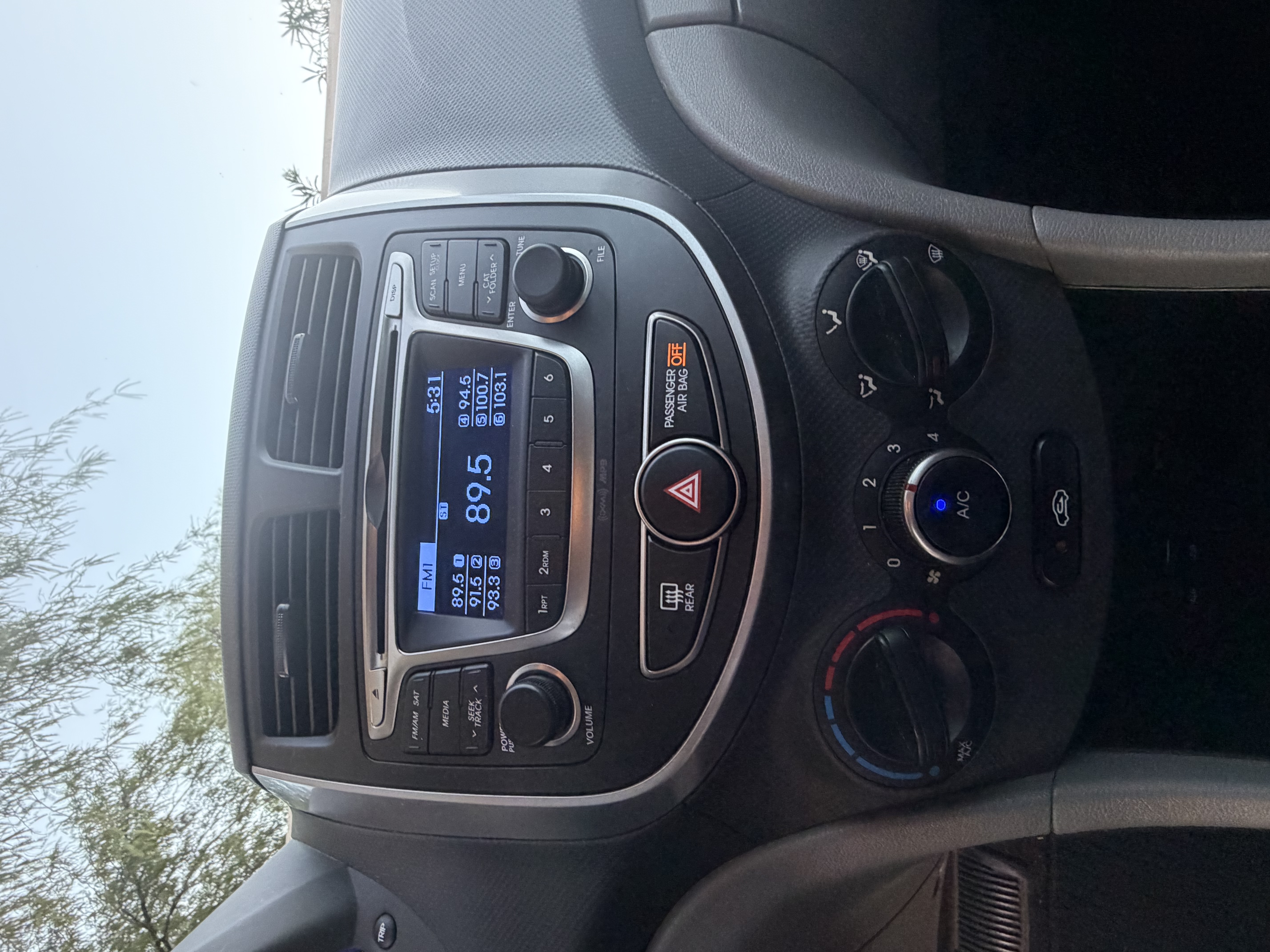 Used 2016 Hyundai Accent SE FWD image 12
