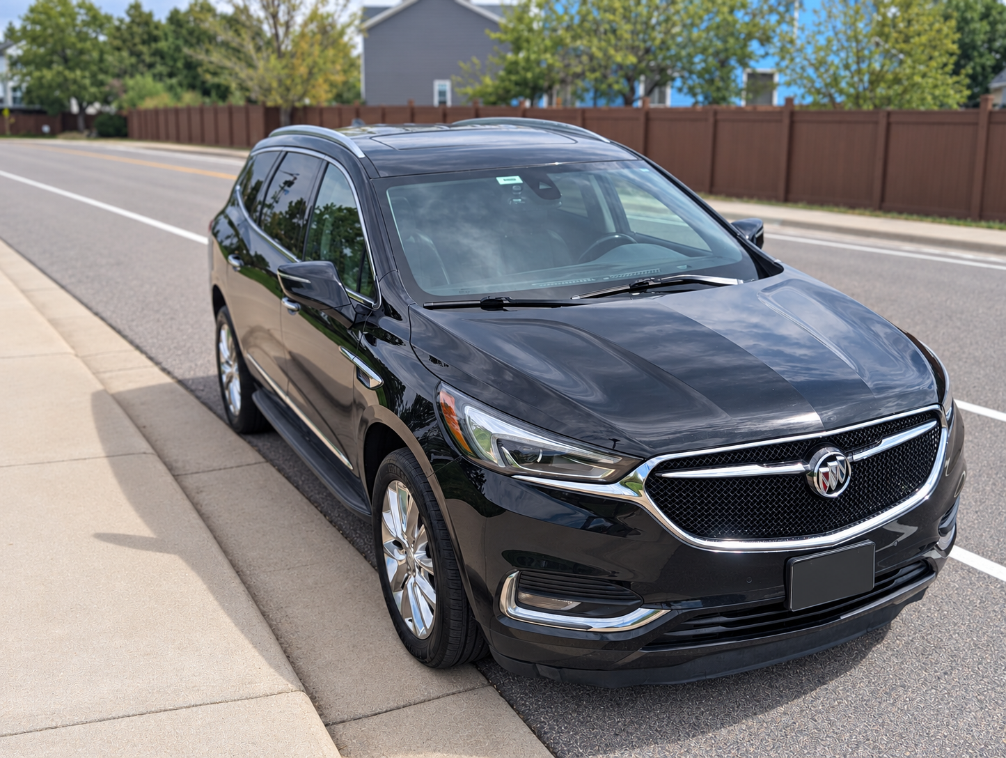 Used 2018 Buick Enclave Premium w/ Experience Buick Package AWD/4WD image 2
