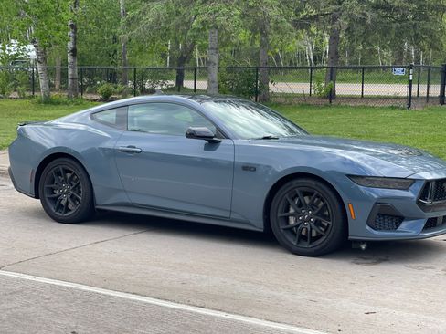 Used 2024 Ford Mustang GT image 5