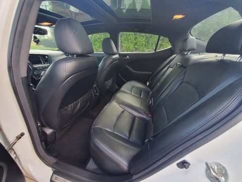 Used 2013 Kia Optima SX w/ Limited Pkg FWD image 11