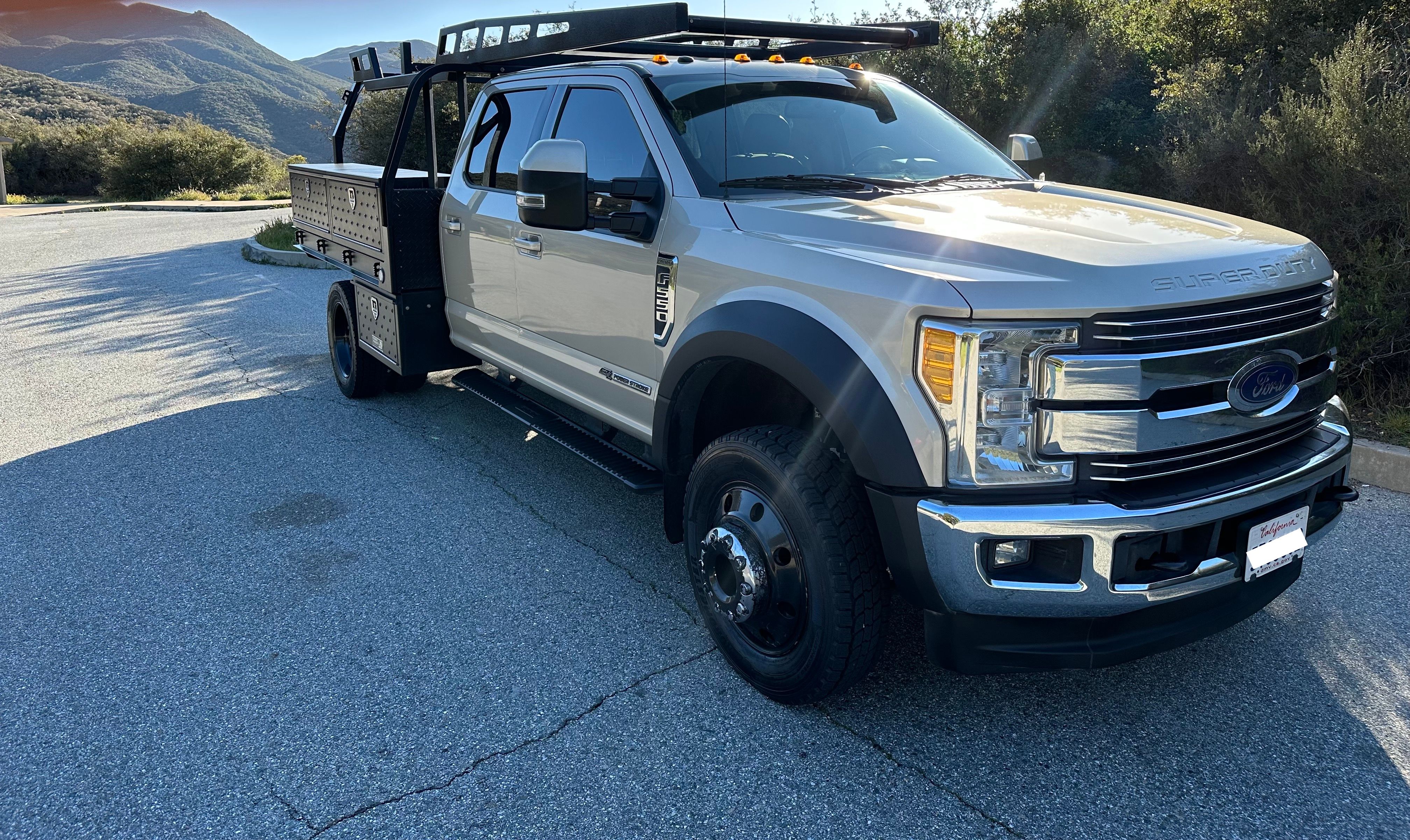 Used 2017 Ford F550 4x4 Crew Cab Super Duty image 8