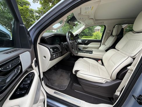 Used 2021 Lincoln Navigator Black Label AWD/4WD image 8