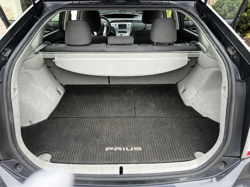 Used 2013 Toyota Prius Two image 17