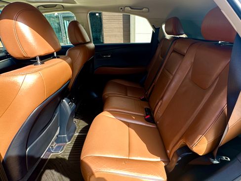 Used 2014 Lexus RX 450h AWD image 11