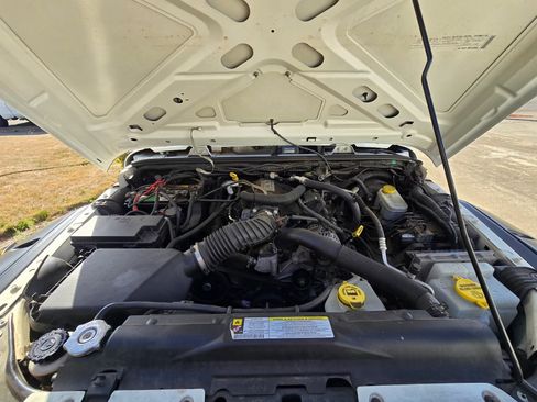 Used 2008 Jeep Wrangler X image 9