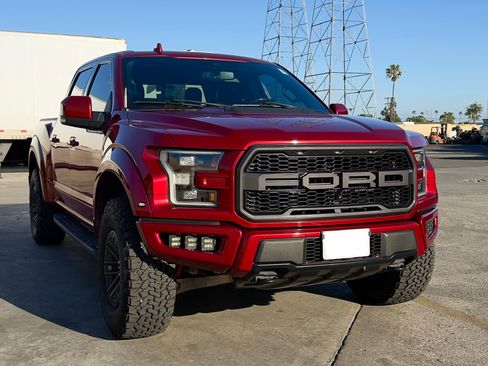 Used 2019 Ford F150 Raptor w/ Equipment Group 802A Luxury AWD/4WD image 4