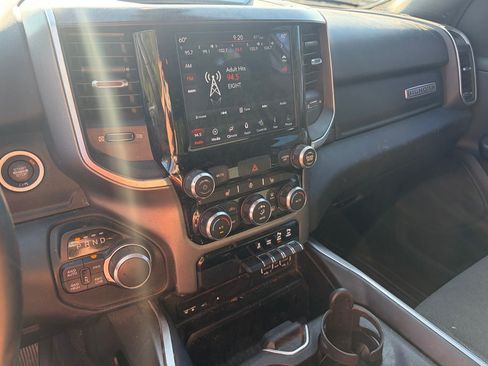 Used 2019 RAM 1500 Big Horn AWD/4WD image 11