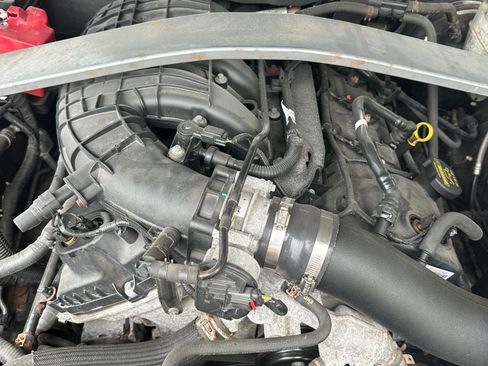 Used 2012 Ford Mustang Premium image 10