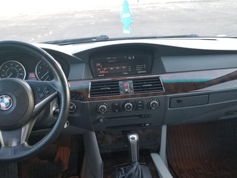 Used 2007 BMW 530i Sedan image 9