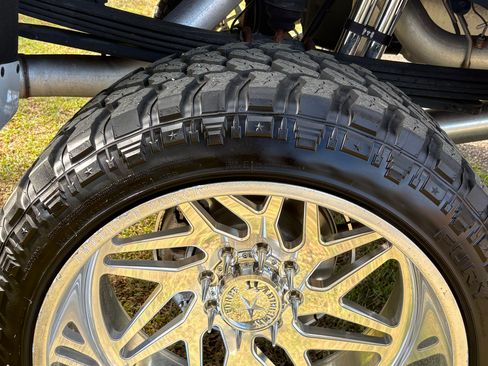 Used 2021 Chevrolet Silverado 2500 High Country w/ Z71 Off-Road Package image 16