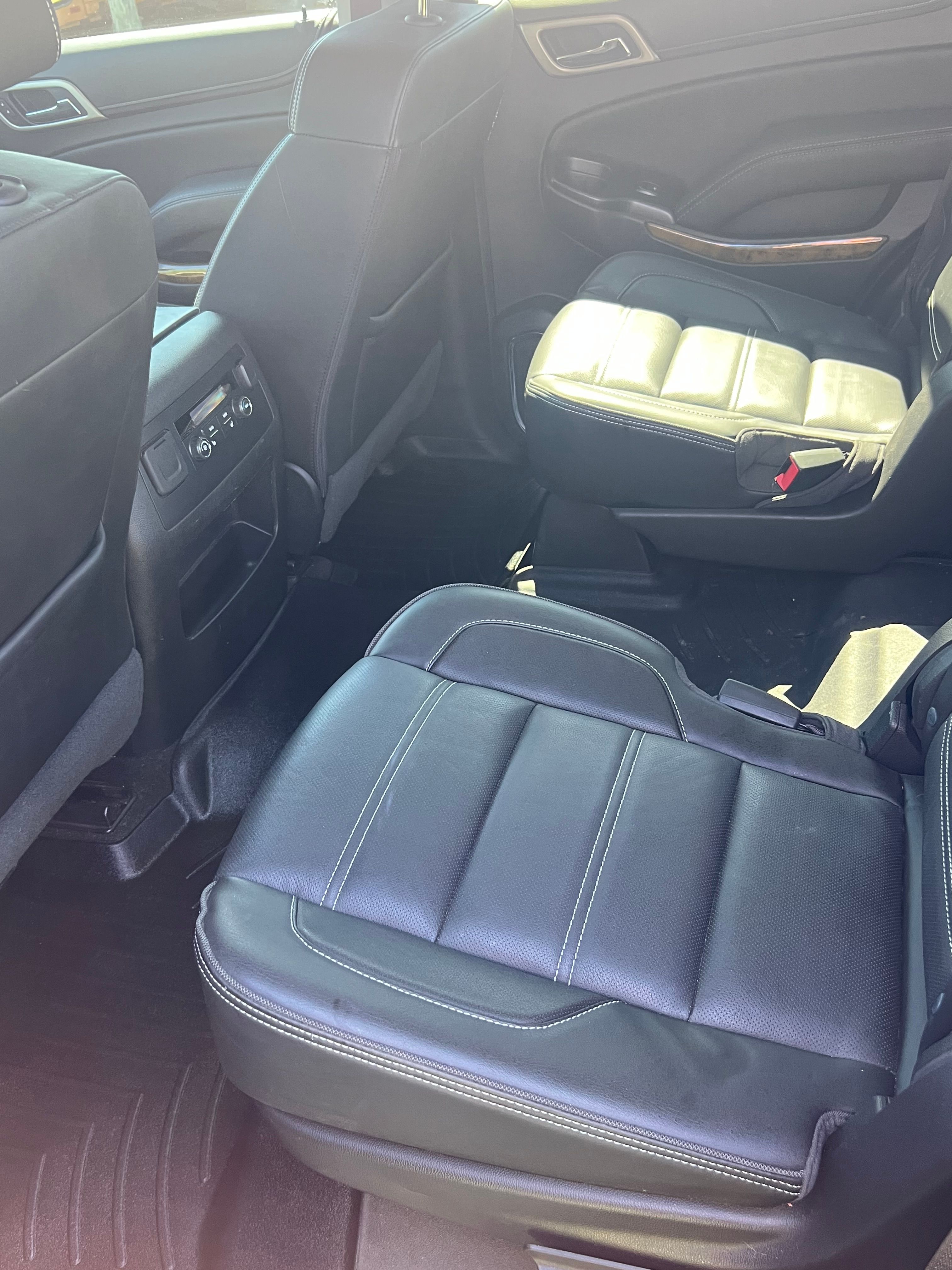 Used 2017 GMC Yukon Denali RWD image 8