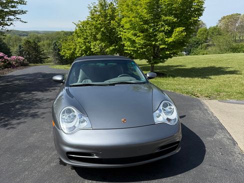 Used 2002 Porsche 911 Carrera 4 AWD/4WD image 5