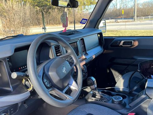 Used 2022 Ford Bronco 4-Door image 4