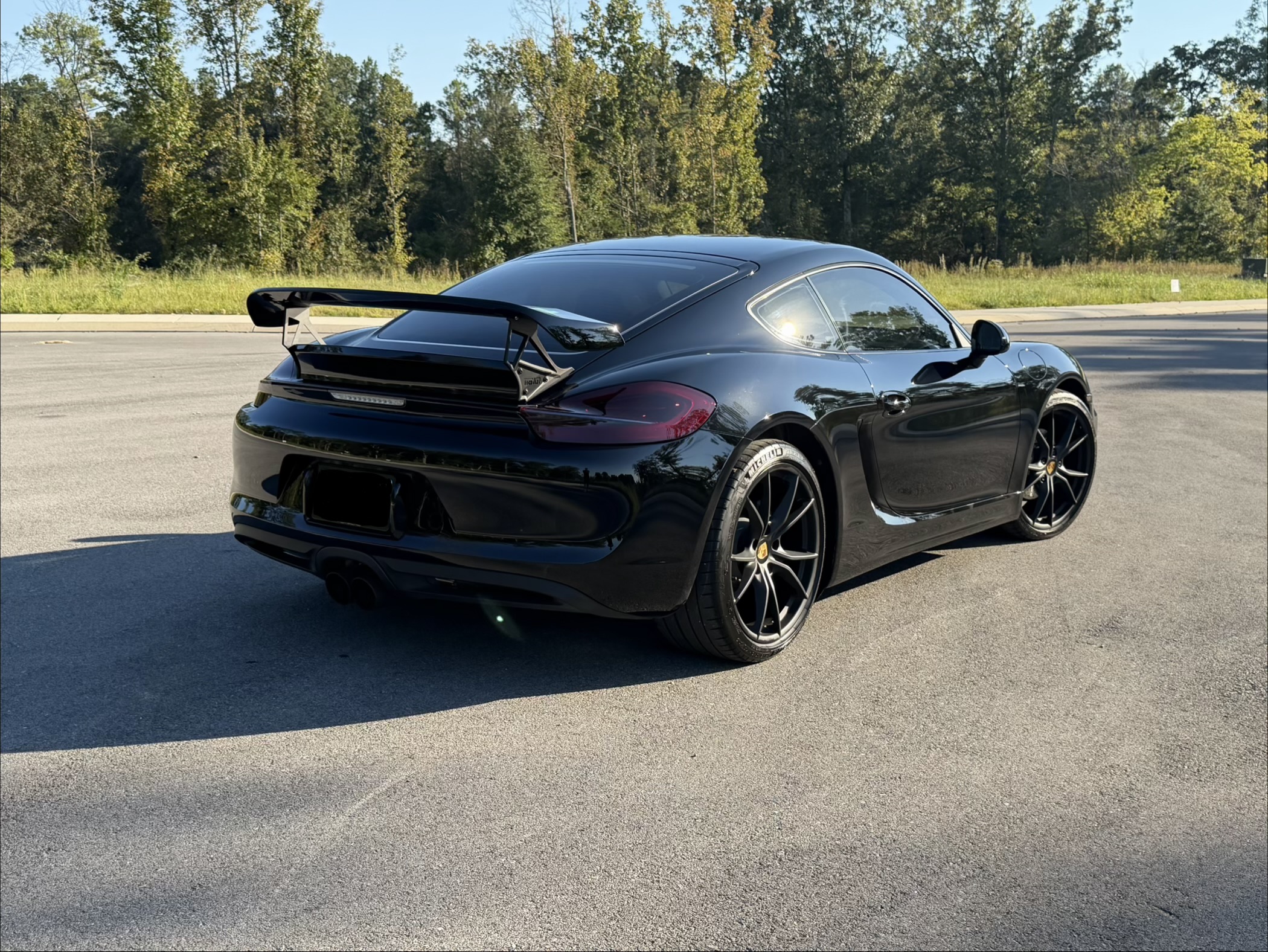 Used 2016 Porsche Cayman RWD image 9