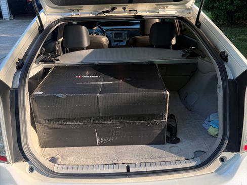 Used 2012 Toyota Prius Four FWD image 9