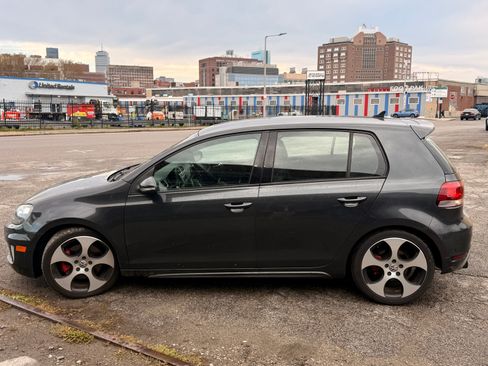 Used 2012 Volkswagen GTI 4-Door image 6