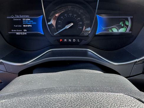 Used 2017 Ford Fusion Titanium image 9