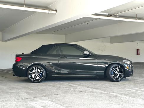 Used 2018 BMW M240i Convertible w/ Premium Package RWD image 2