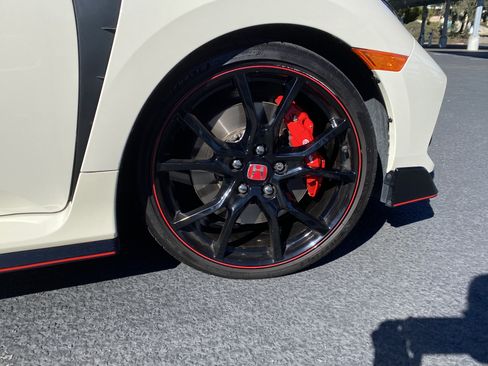 Used 2021 Honda Civic Type R image 15