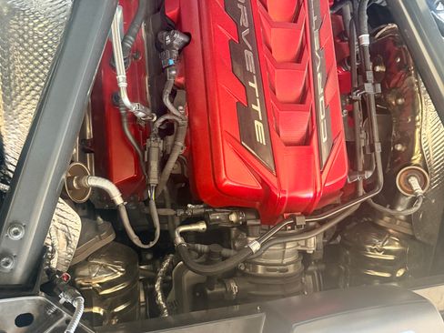 Used 2023 Chevrolet Corvette Stingray Premium Cpe w/ Z51 Performance Package RWD image 2