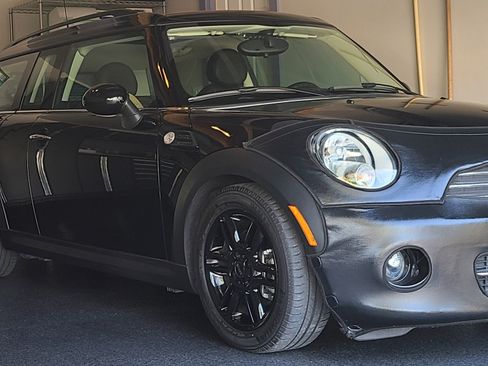 Used 2013 MINI Cooper Clubman Cooper Hatchback 3D image 5