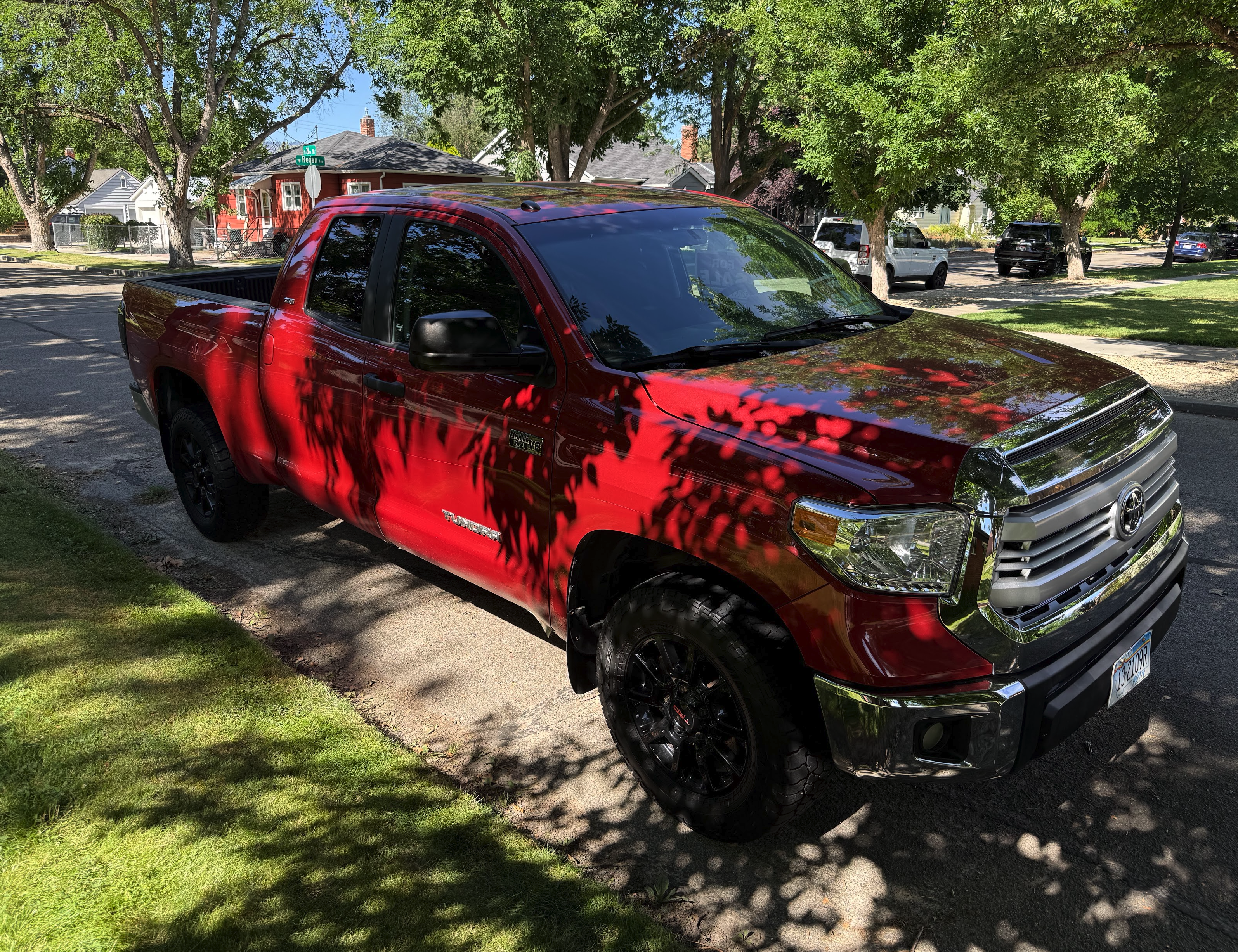 Used 2014 Toyota Tundra SR5 AWD/4WD image 6