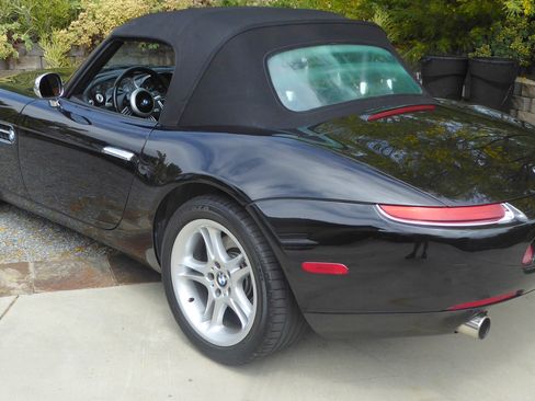 Used 2001 BMW Z8 image 4
