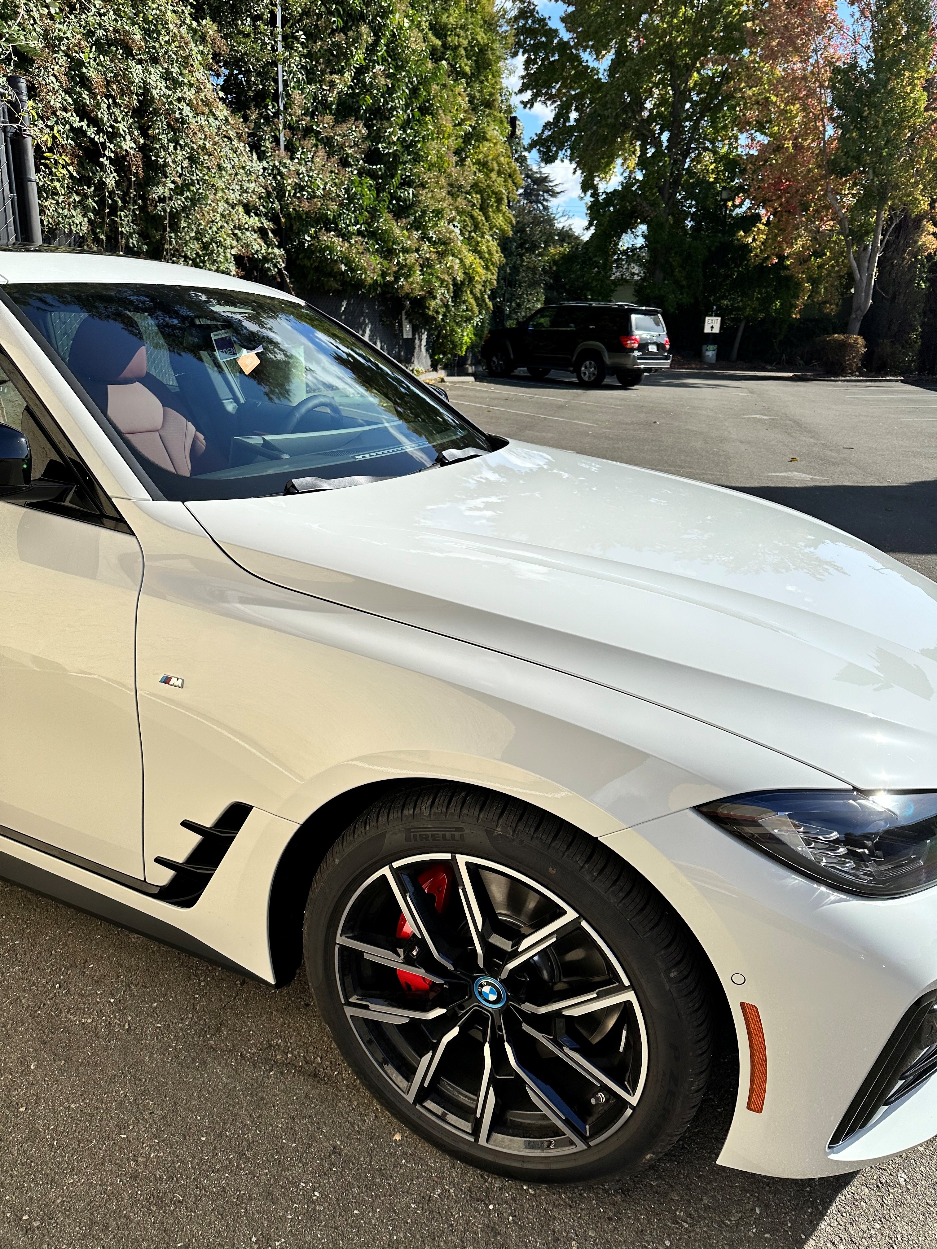 Used 2024 BMW i4 eDrive35 w/ M Sport Package RWD image 9