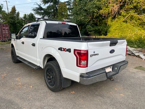 Used 2016 Ford F150 XLT w/ Max Trailer Tow Package image 5