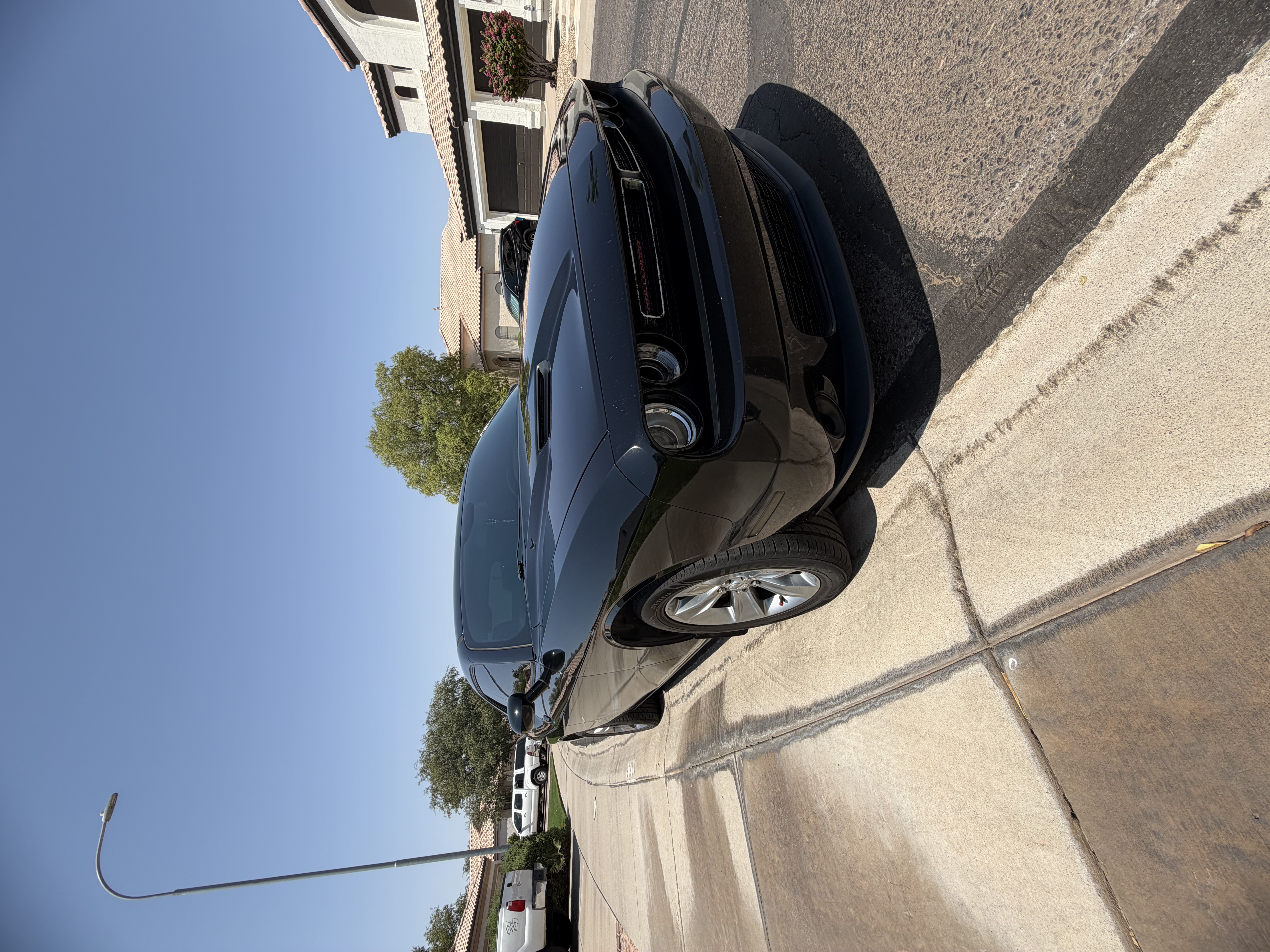 Used 2019 Dodge Challenger SXT RWD image 5