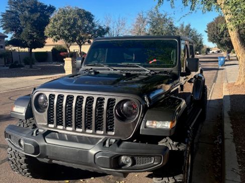 Used 2021 Jeep Gladiator Sport AWD/4WD image 9