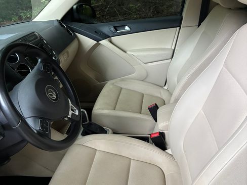 Used 2015 Volkswagen Tiguan SE AWD/4WD image 21