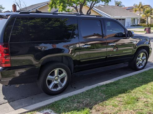 Used 2012 Chevrolet Suburban LT w/ All-Star Edition image 6
