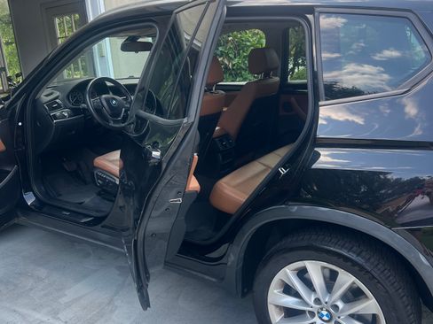 Used 2017 BMW X3 sDrive28i RWD image 17