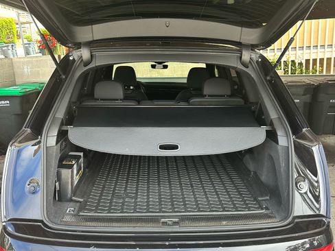 Used 2021 Audi Q7 3.0T Prestige image 9