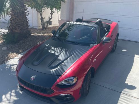 Used 2019 FIAT 124 Spider Abarth w/ Navigation & Sound Group image 4