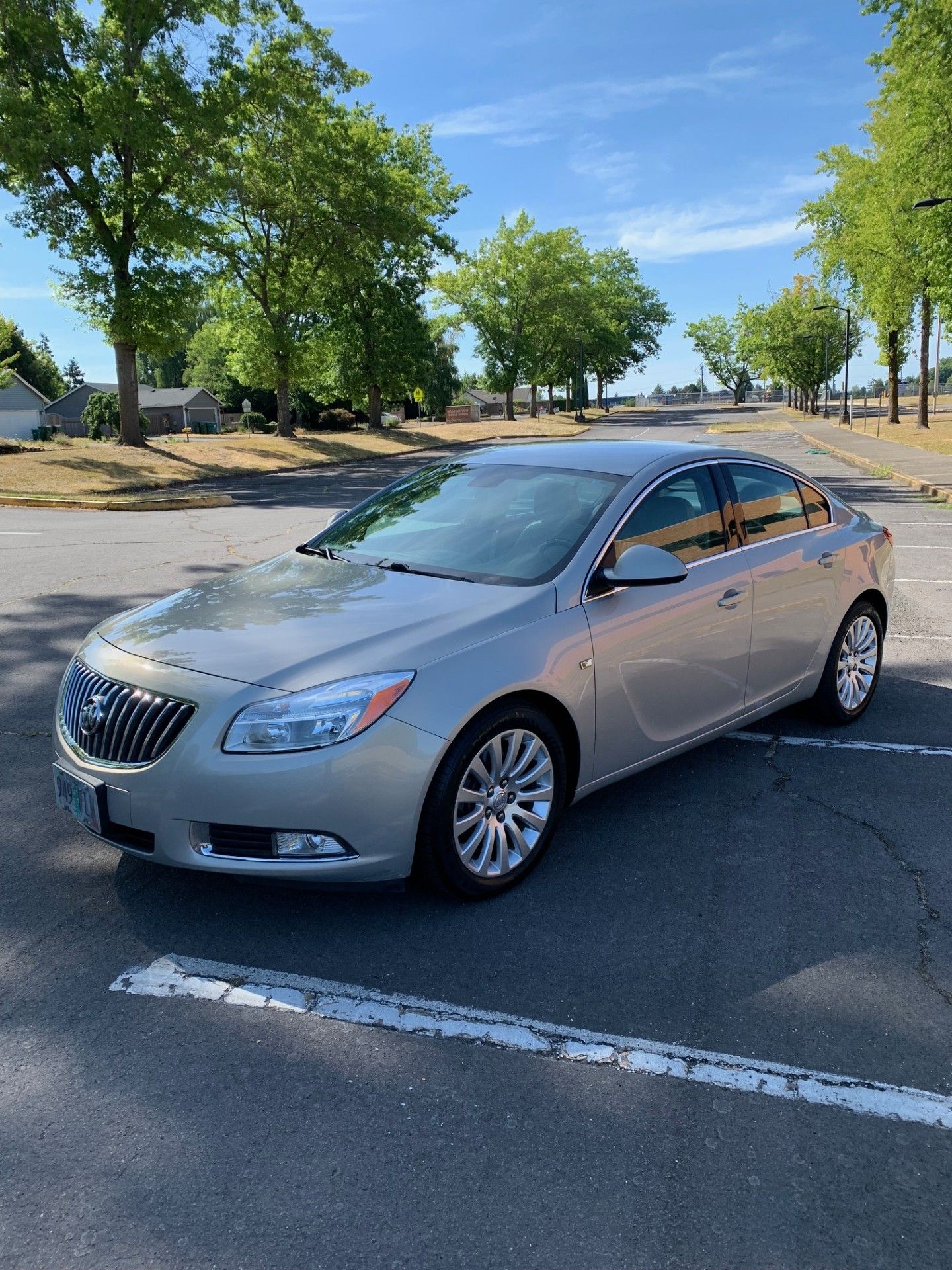 Used 2011 Buick Regal CXL Turbo FWD image 2