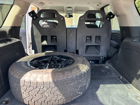 Used 2007 Chevrolet Tahoe LS w/ Preferred Equipment Group image 6