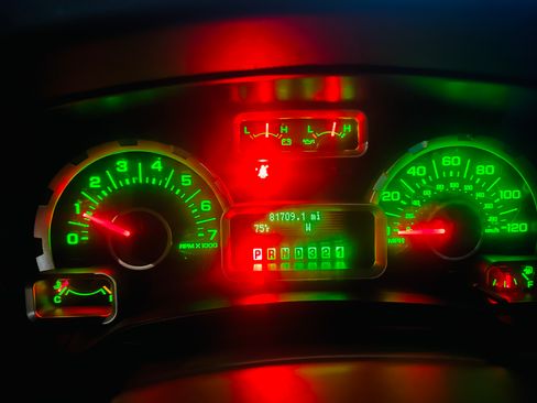 Used 2014 Ford Expedition XL image 17