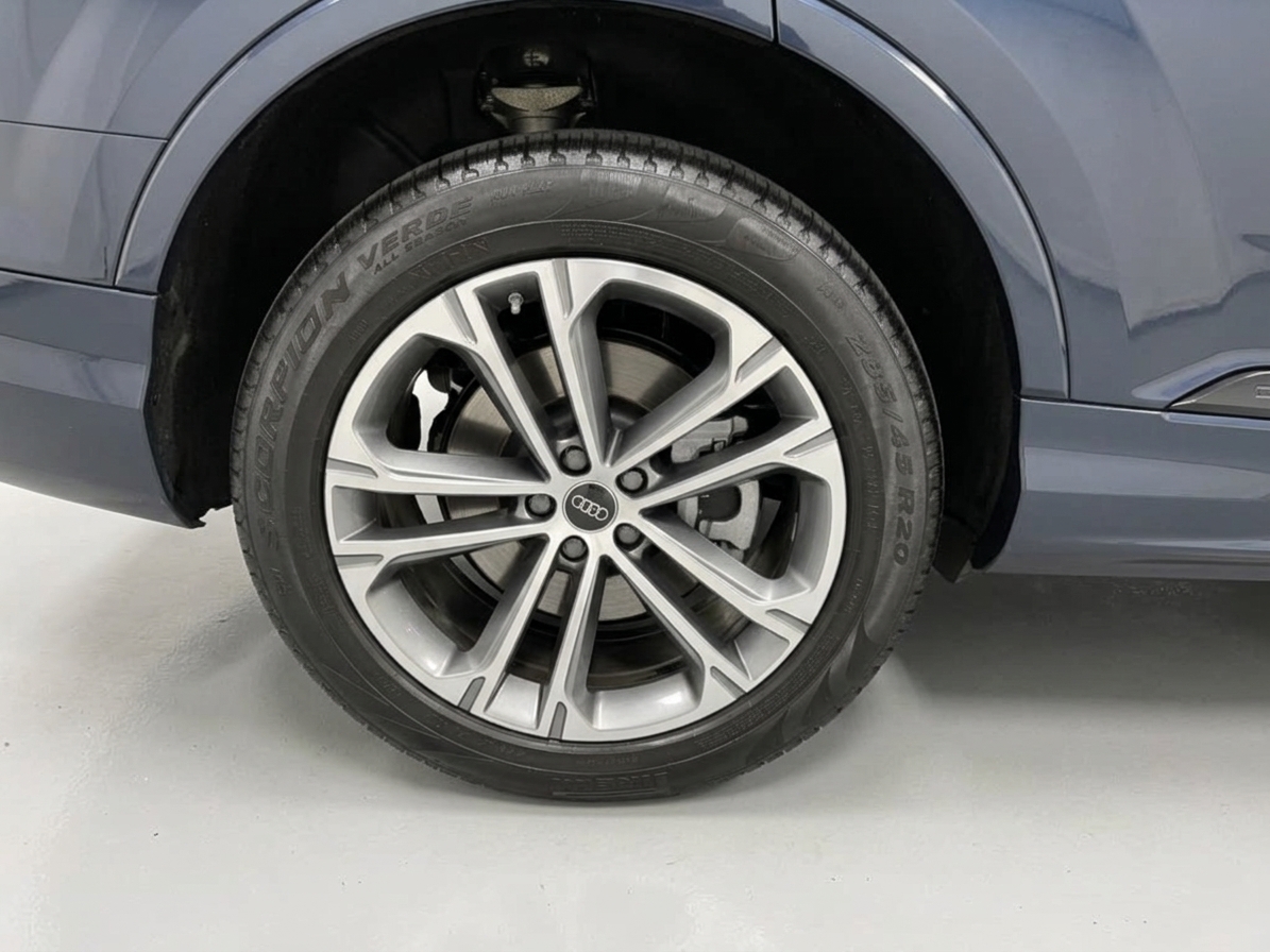 Used 2026 Audi Q7 2.0T Premium AWD/4WD image 13