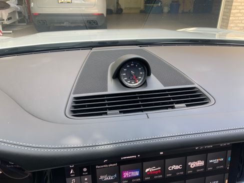 Used 2018 Porsche Panamera 4S AWD/4WD image 10