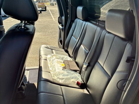 Used 2009 Chevrolet Silverado 3500 LTZ w/ LTZ Plus Package image 15