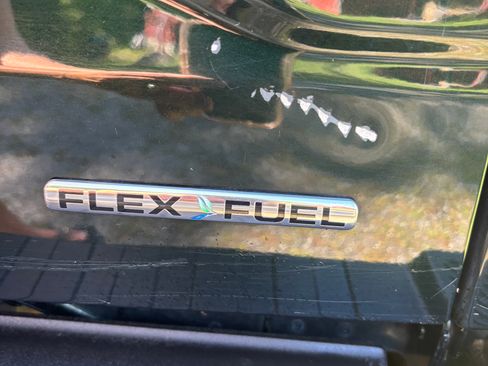 Used 2015 Ford F150 Lariat w/ Equipment Group 501A Mid image 17