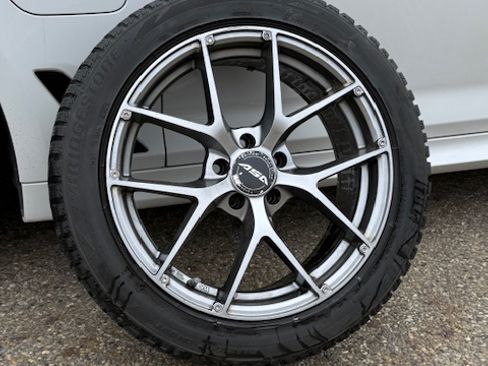 Used 2019 BMW 530e xDrive w/ M Sport Package image 24