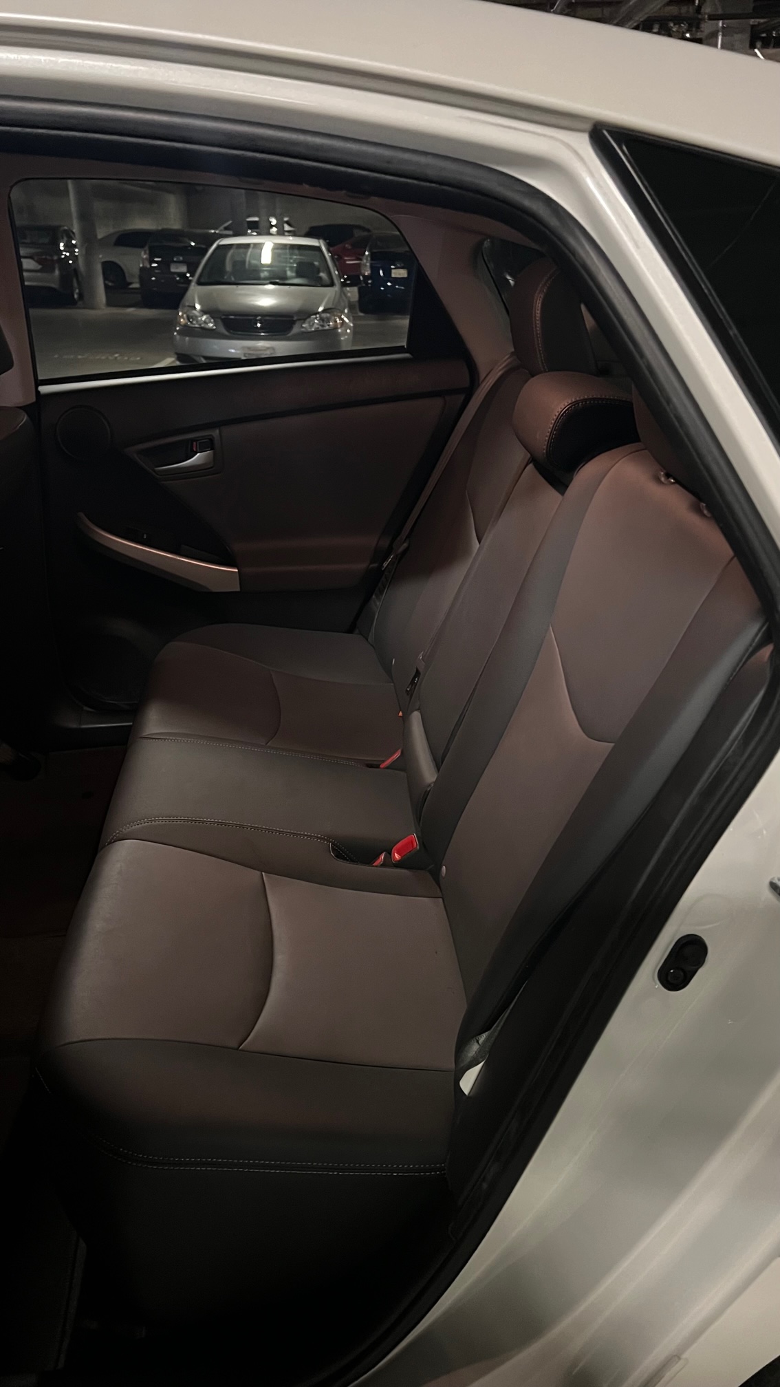 Used 2014 Toyota Prius Prime Advanced FWD image 11