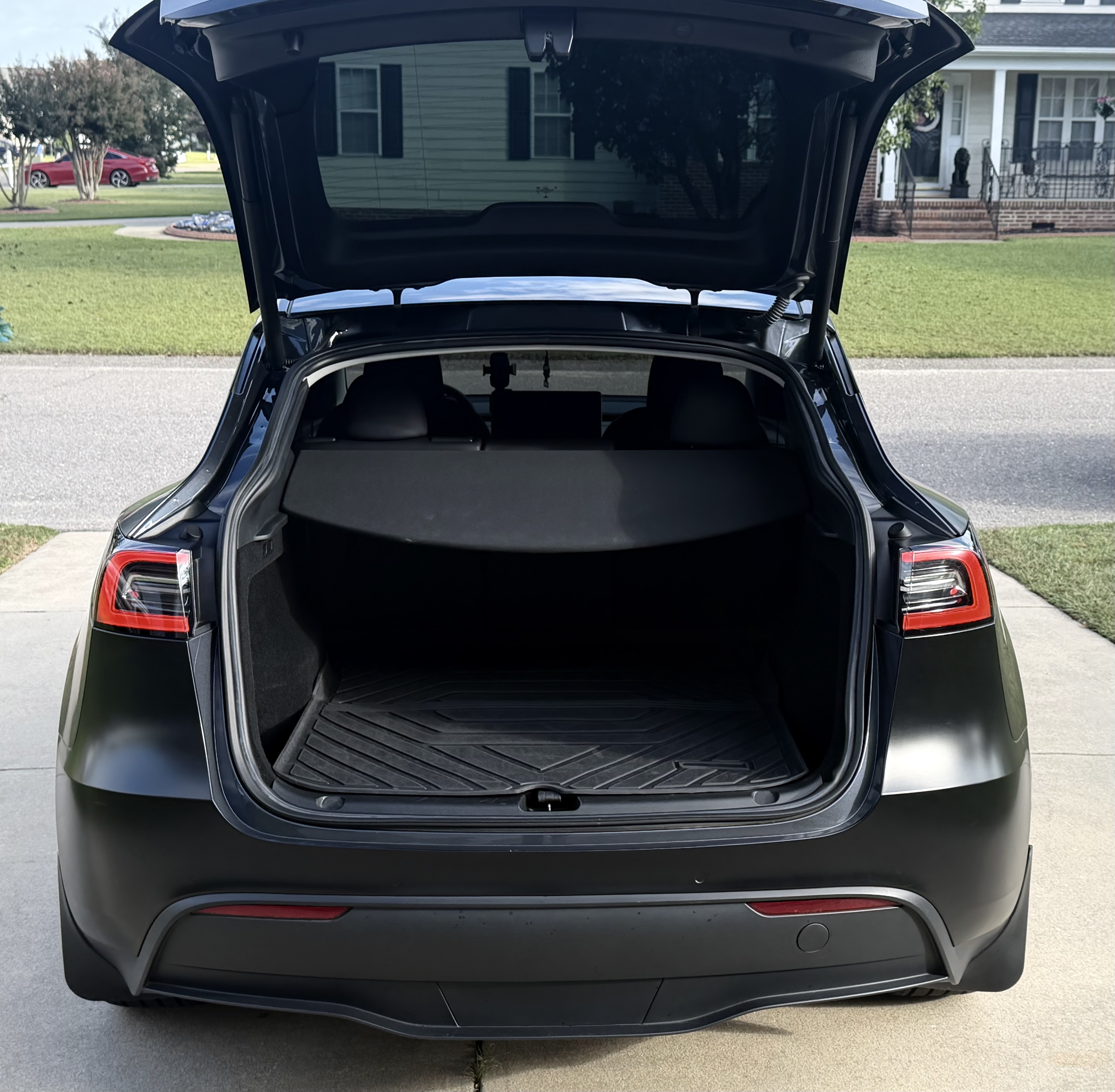 Used 2023 Tesla Model Y Long Range AWD/4WD image 12