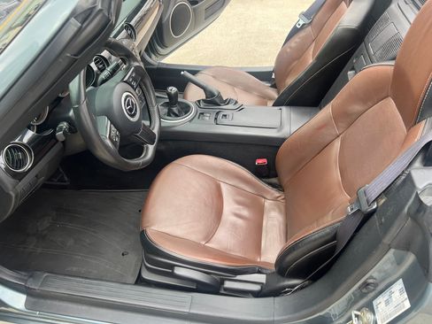 Used 2013 MAZDA MX-5 Miata Grand Touring image 19